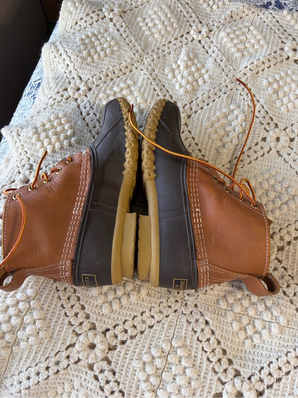 EUC LL Bean Women's Brown Duck Boots - Waterproof Outdoor Ankle Boots size 8 - Picture 5 of 6